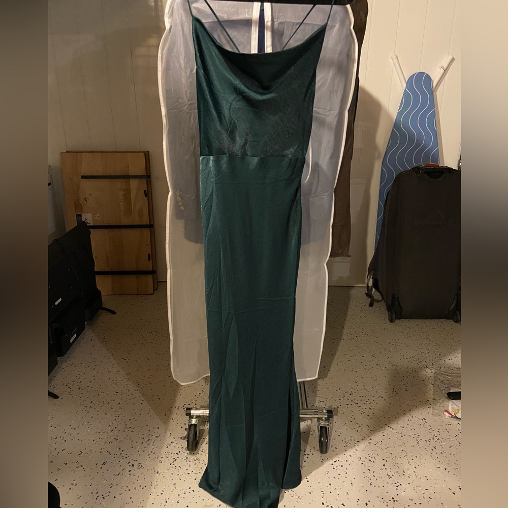 NWT Lulu's Deep Green Maxi Dress